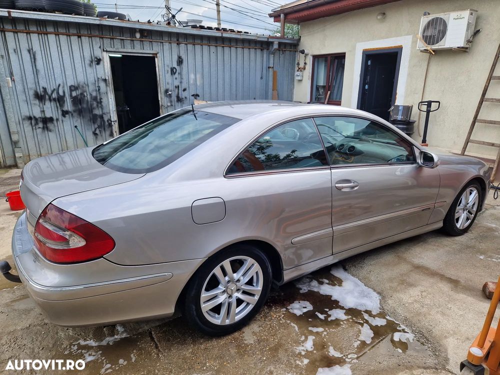 Mercedes-Benz CLK - 4