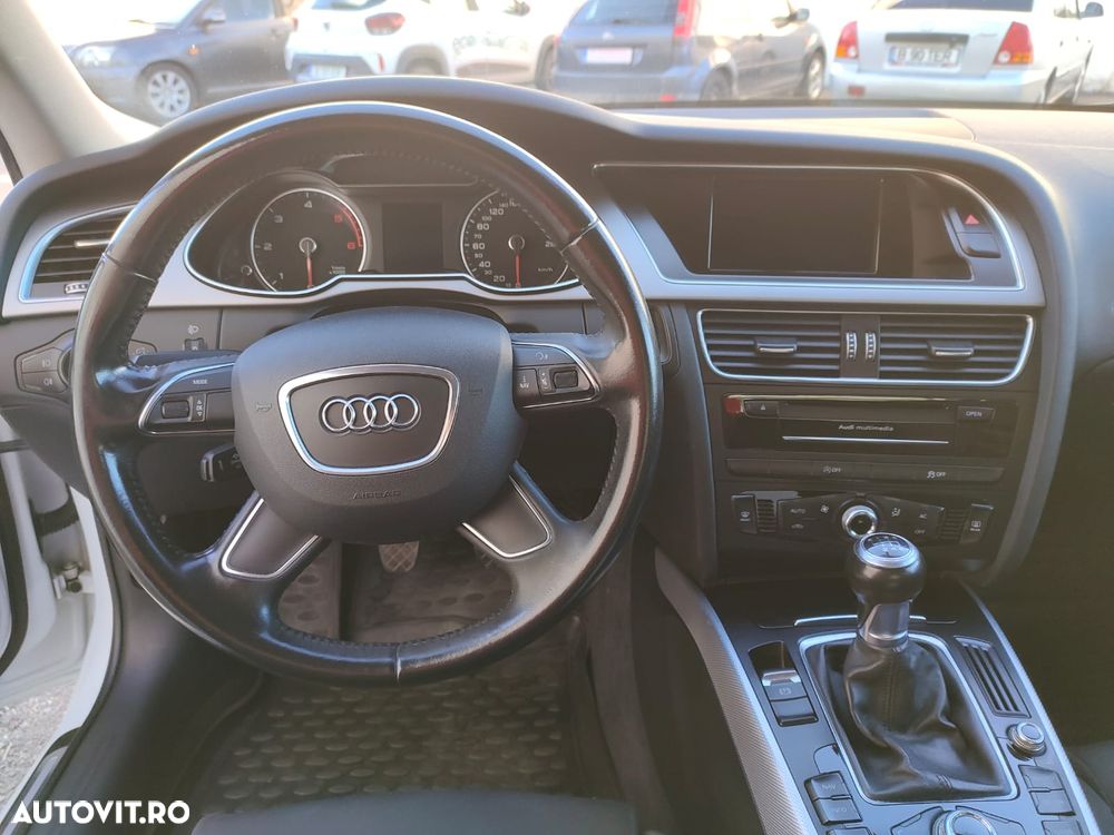 Audi A4 2.0 TDI B8 - 10