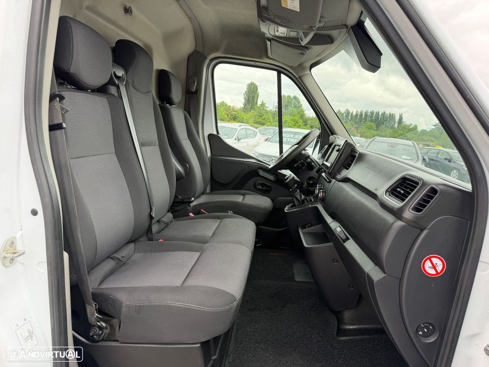 Renault Master 2.3 dCi L2H2 3.3T SS - 9