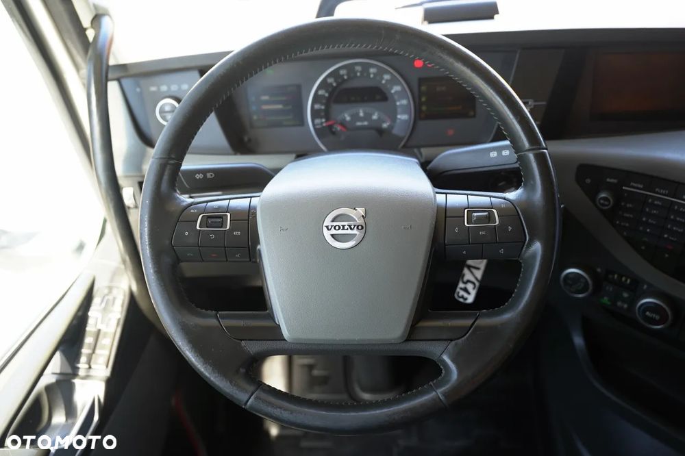 Volvo FH 500 / KLIMA POSTOJOWA  / I-SHIFT / I-SAVE / ALUFELGI - 28