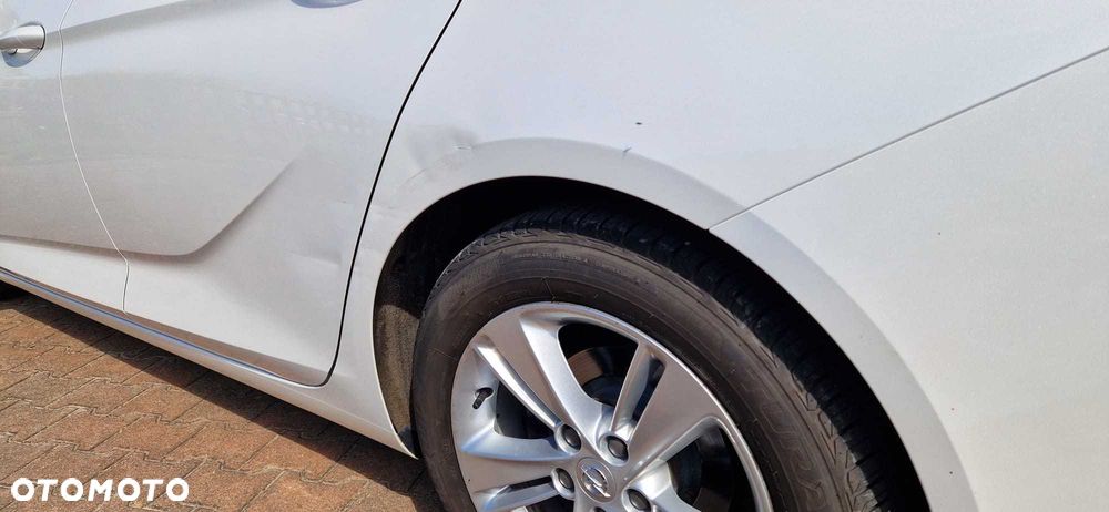 Opel Insignia - 8