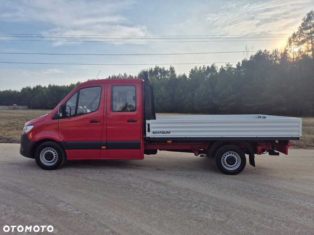 Mercedes-Benz Sprinter - 14