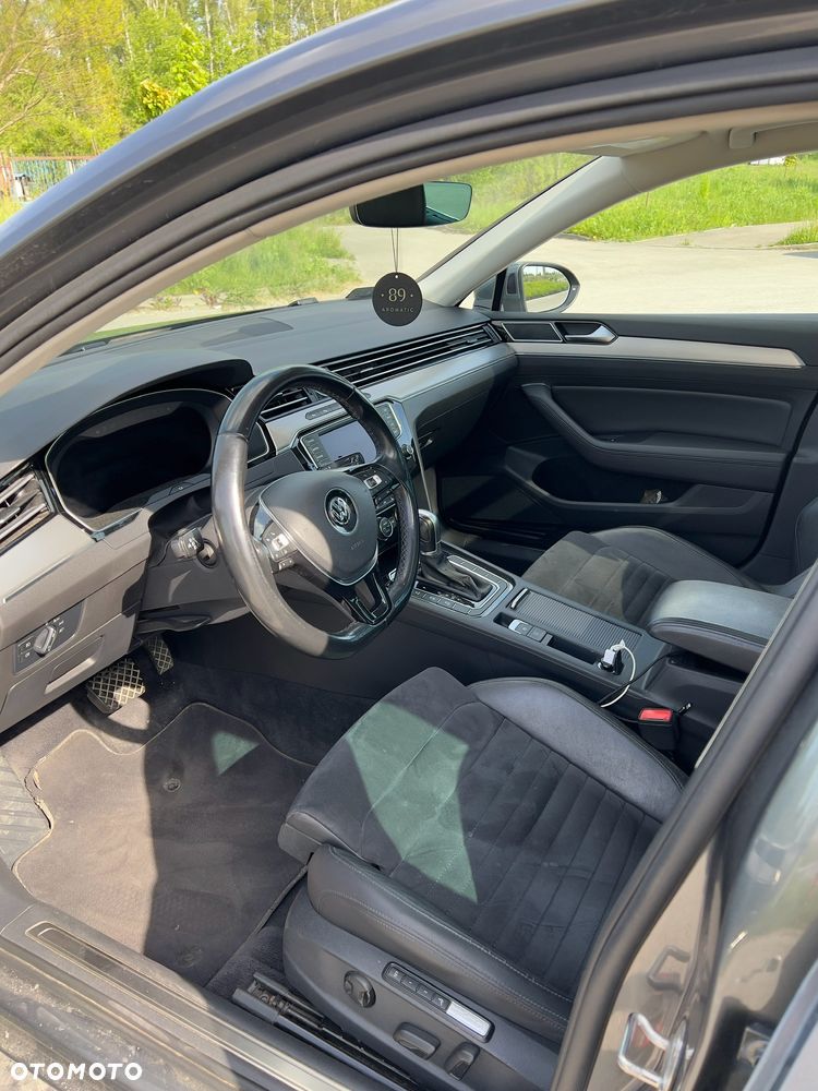 Volkswagen Passat 2.0 TDI BMT Highline DSG - 8