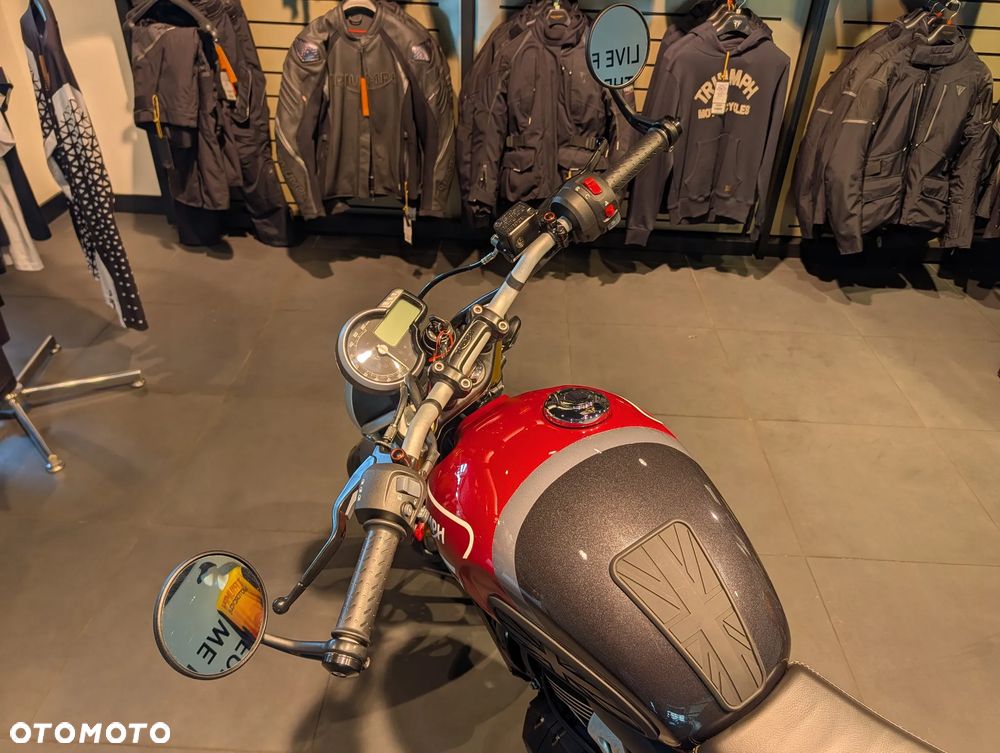 Triumph Inny - 5