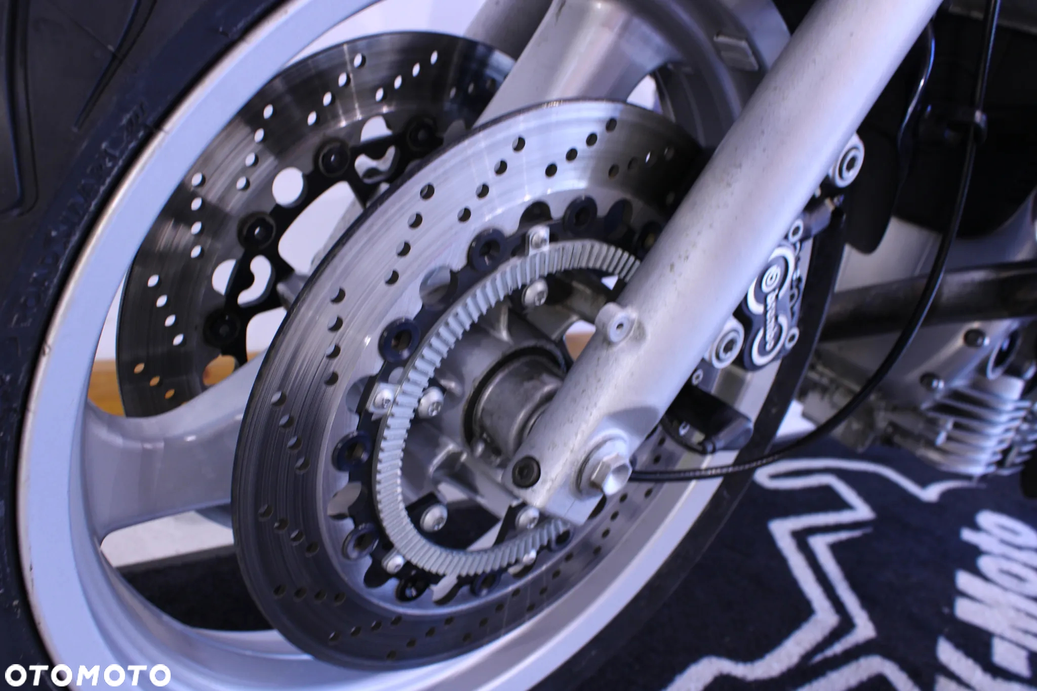 BMW R - 24