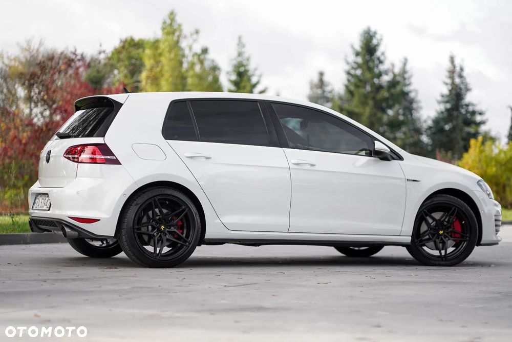 Volkswagen Golf 2.0 TSI BMT GTI Performance - 9