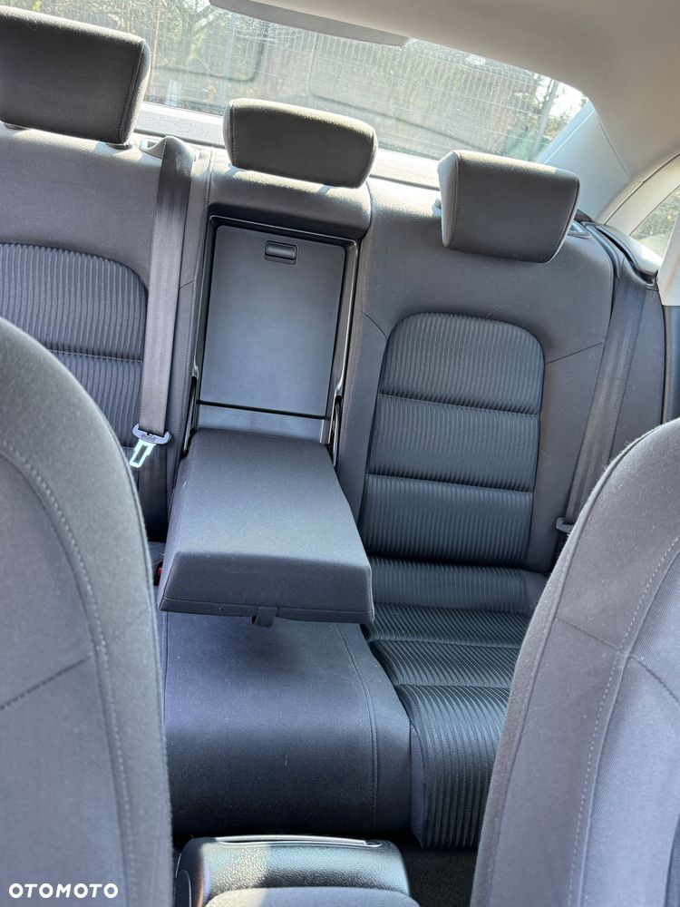 Audi A4 Limousine - 6