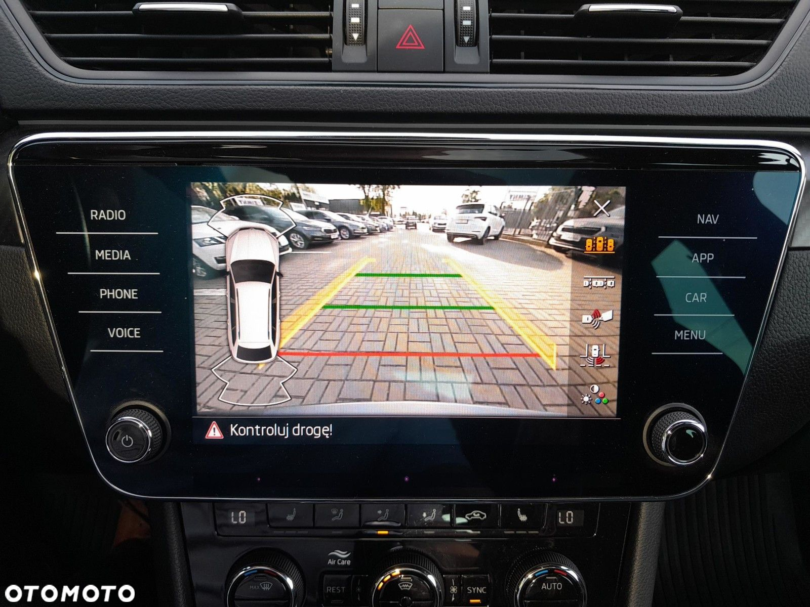 Skoda Superb 1.5 TSI Sportline DSG - 22