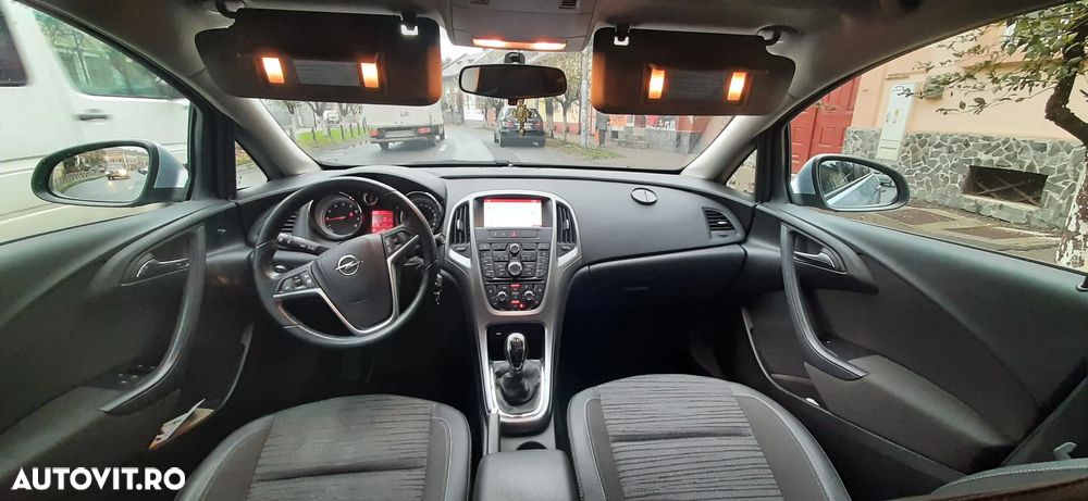 Opel Astra 1.4 ECOTEC Turbo Enjoy - 10