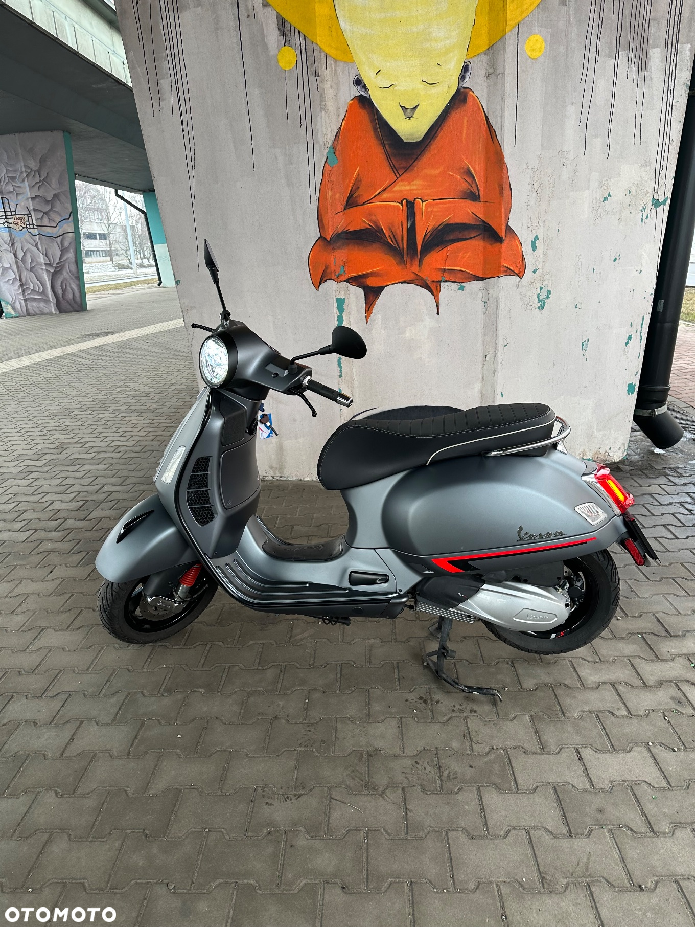Vespa GTS - 2