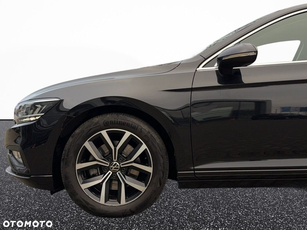 Volkswagen Passat Variant - 8