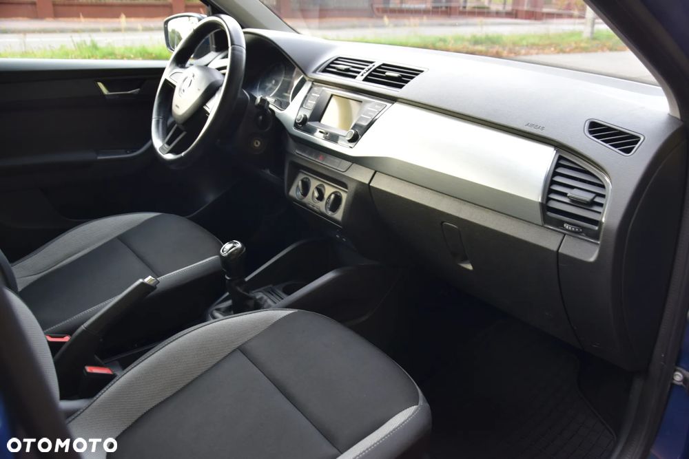 Skoda Fabia - 8