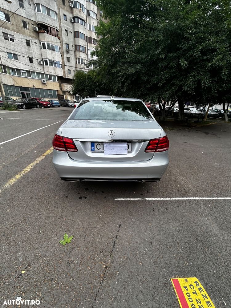 Mercedes-Benz E 200 - 2