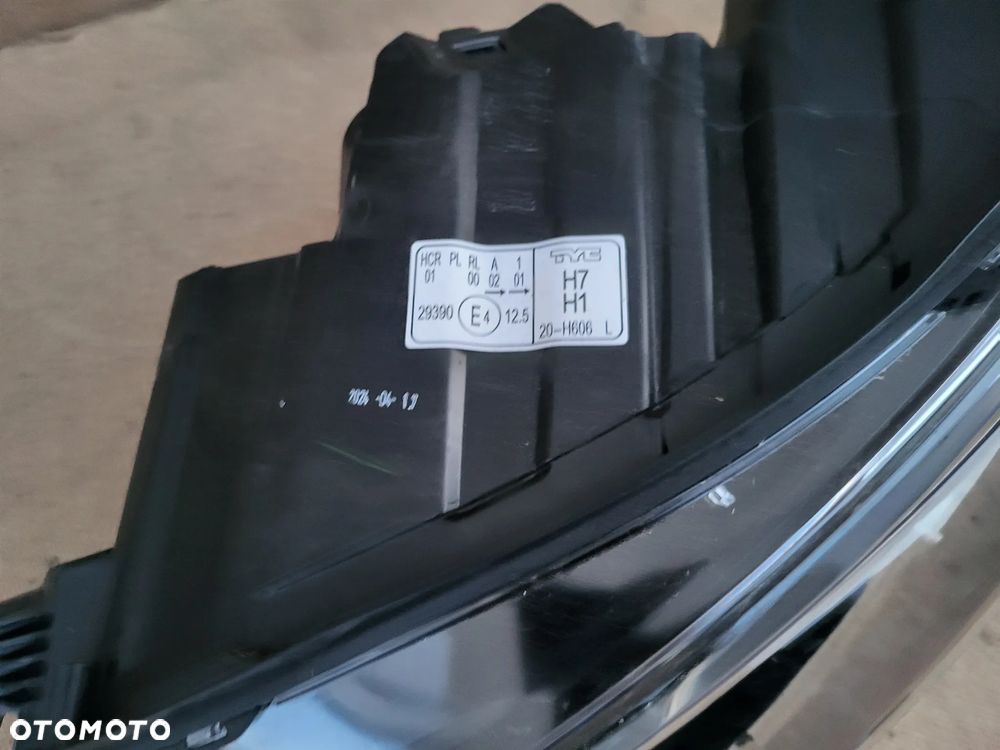 Reflektor Elektryczny Lewy OPEL VIVARO CITROEN JUMPY 19 - 2