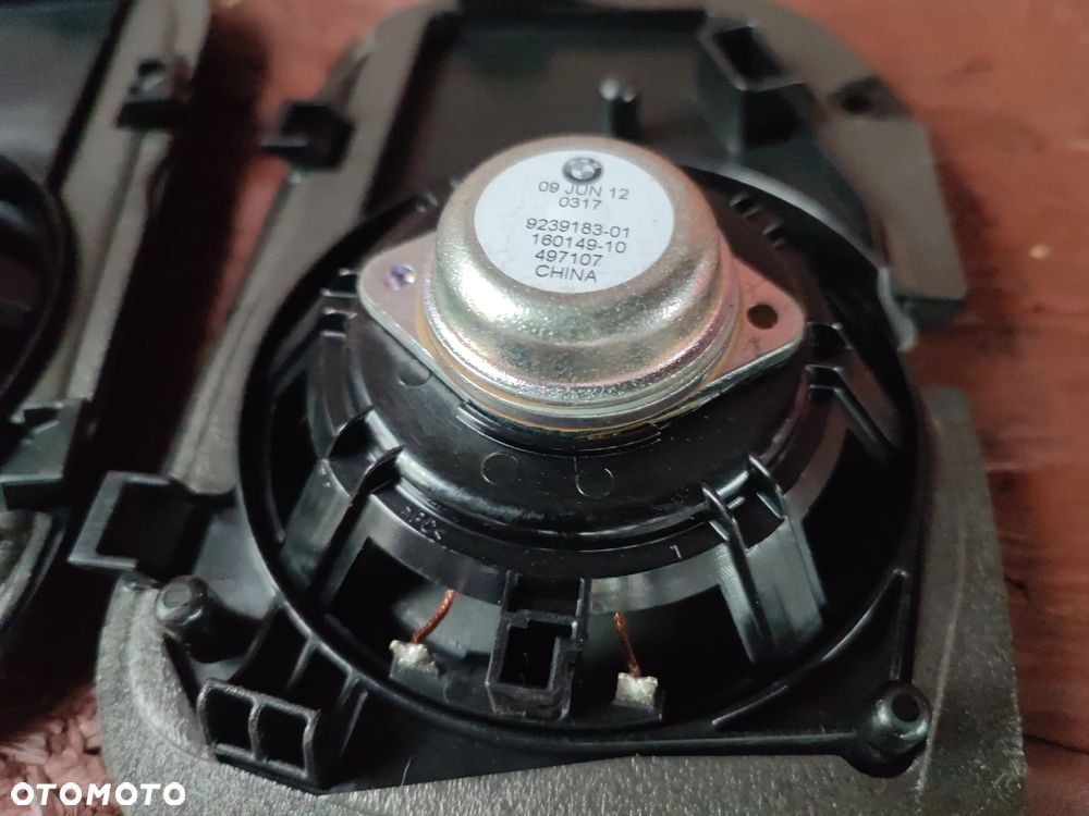 BMW F10 / F10N / F11 / F11N / F39 / F45 / F46 / F48 ORYGINALNE GŁOŚNIKI ŚREDNIOTONOWE STEREO LEWY / PRAWY O NR. 9 169 691 / 8 715 683 OEM W BDB STANIE - 9