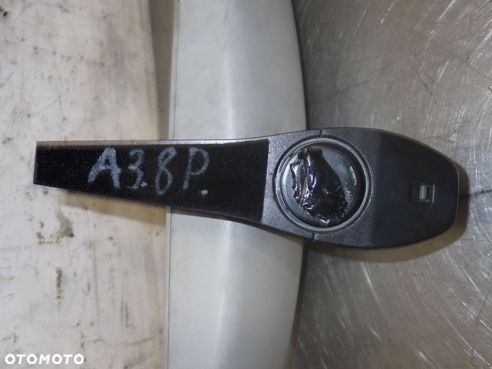 LUSTERKO WEWNĘTRZNE AUDI A3 8P 2.0TDI - 5