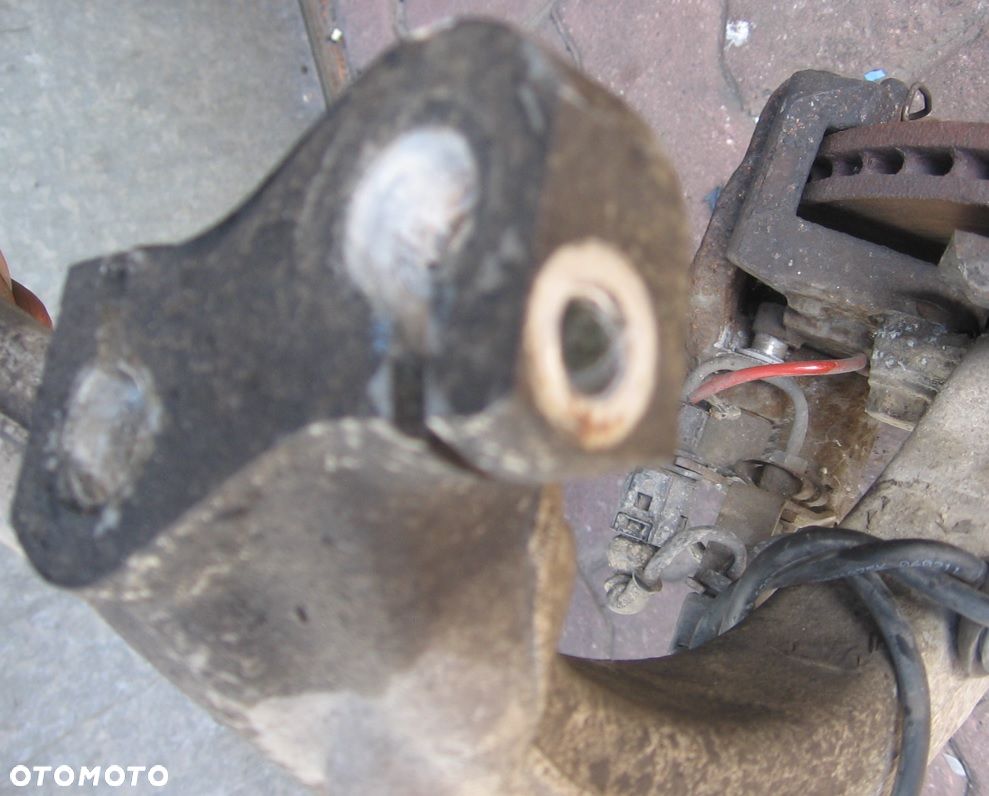 zwrotnica przód prawa lewa AUDI A4 B6 B7 - 5