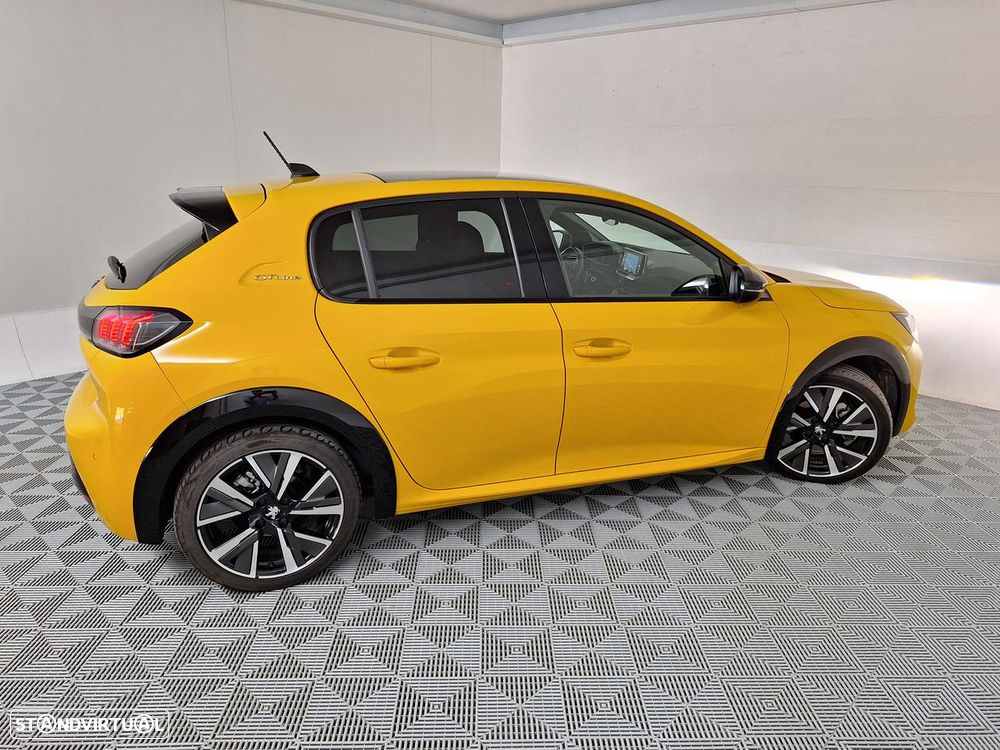 Peugeot 208 1.2 PureTech GT Line EAT8 - 6