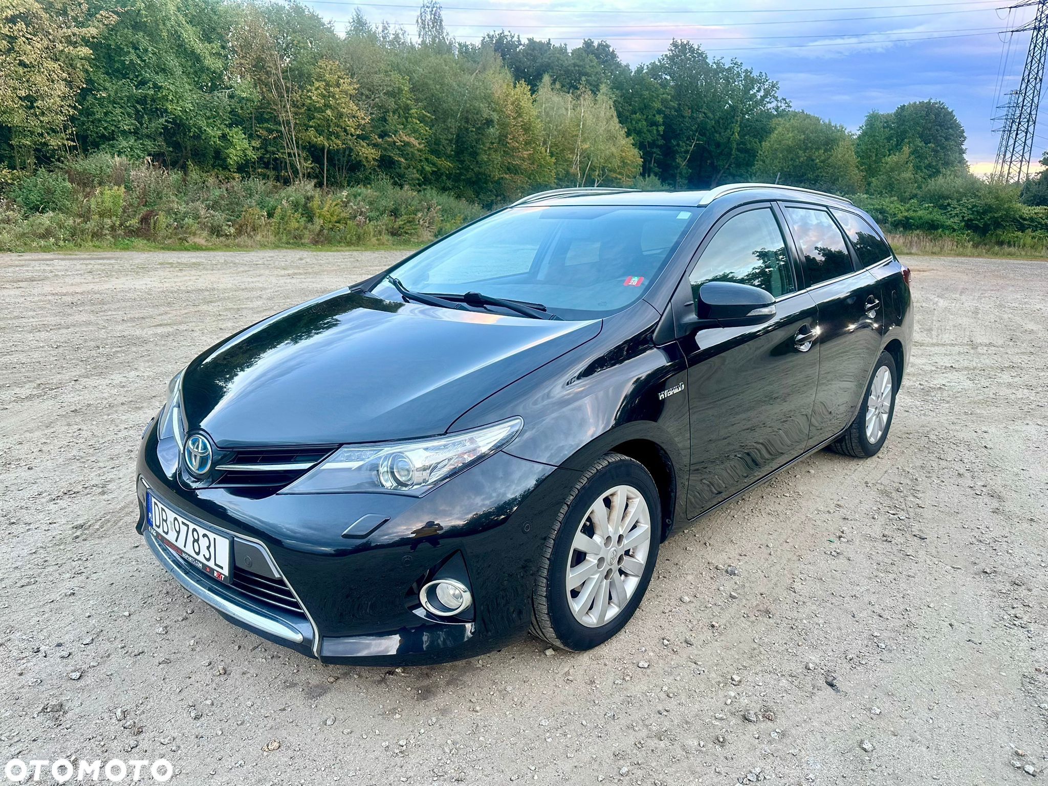 Toyota Auris 1.8 VVT-i Hybrid Automatik Touring Sports Edition - 1