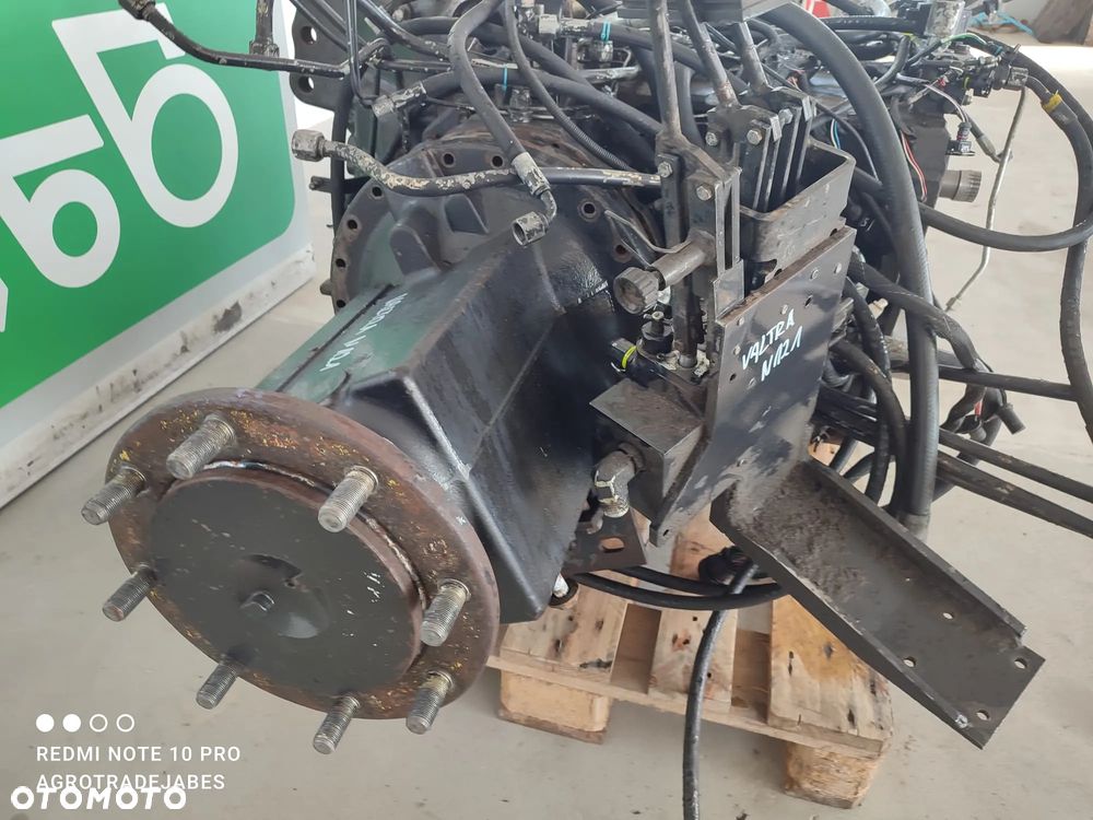Most napędowy  TB0101  Valtra N121 Tył - 3