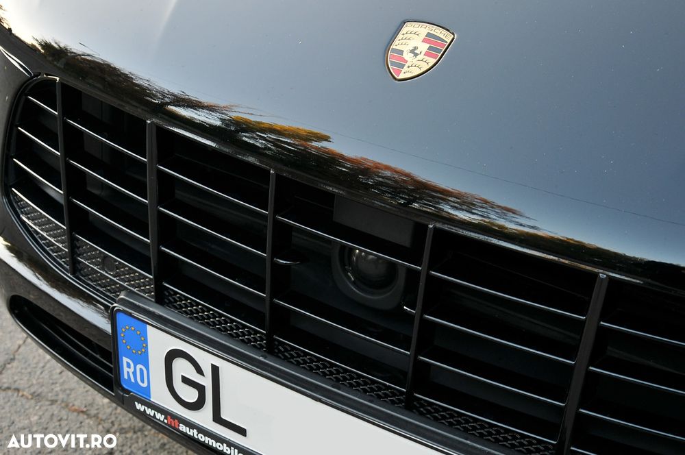 Porsche Macan - 25