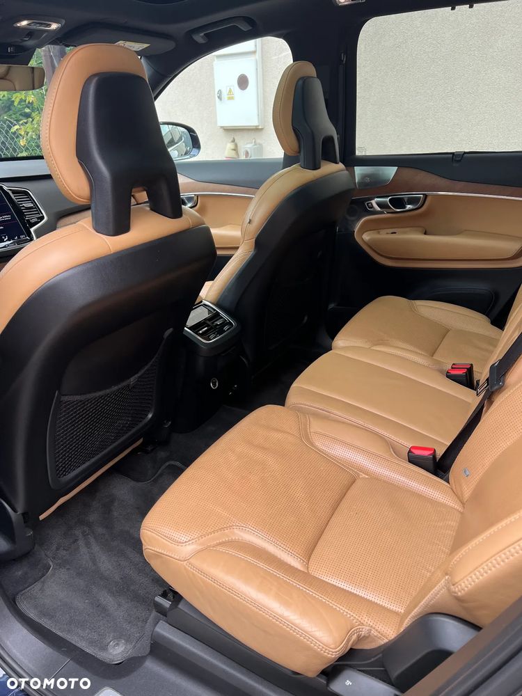 Volvo XC 90 D5 AWD Inscription 7os - 29