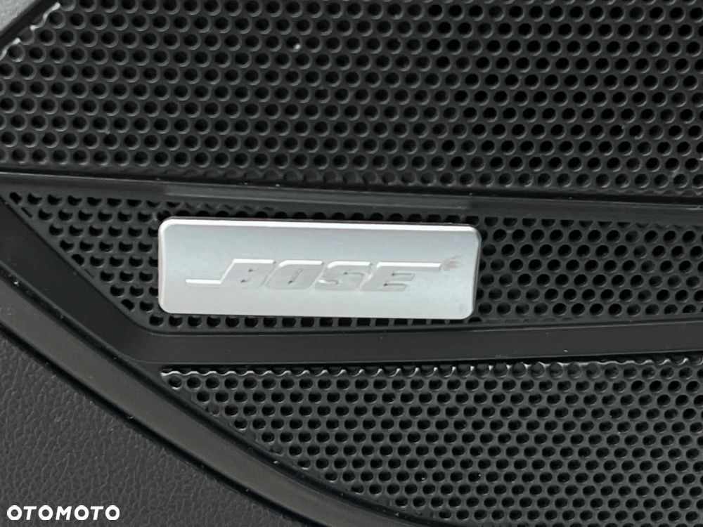 Opel Insignia - 32