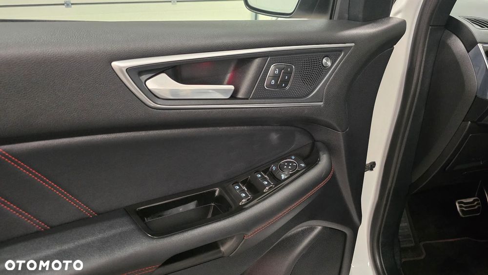 Ford Edge 2.0 EcoBlue Twin-Turbo 4WD ST-Line - 13