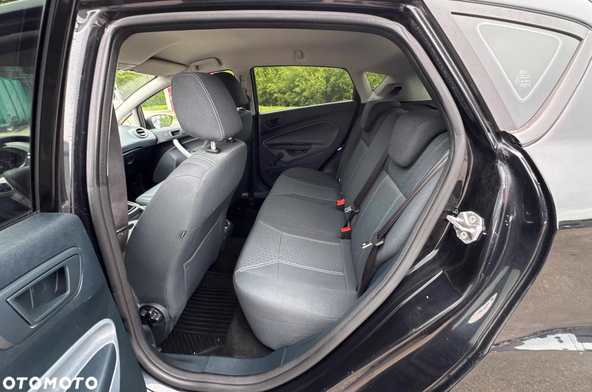 Ford Fiesta 1.25 Ghia - 31