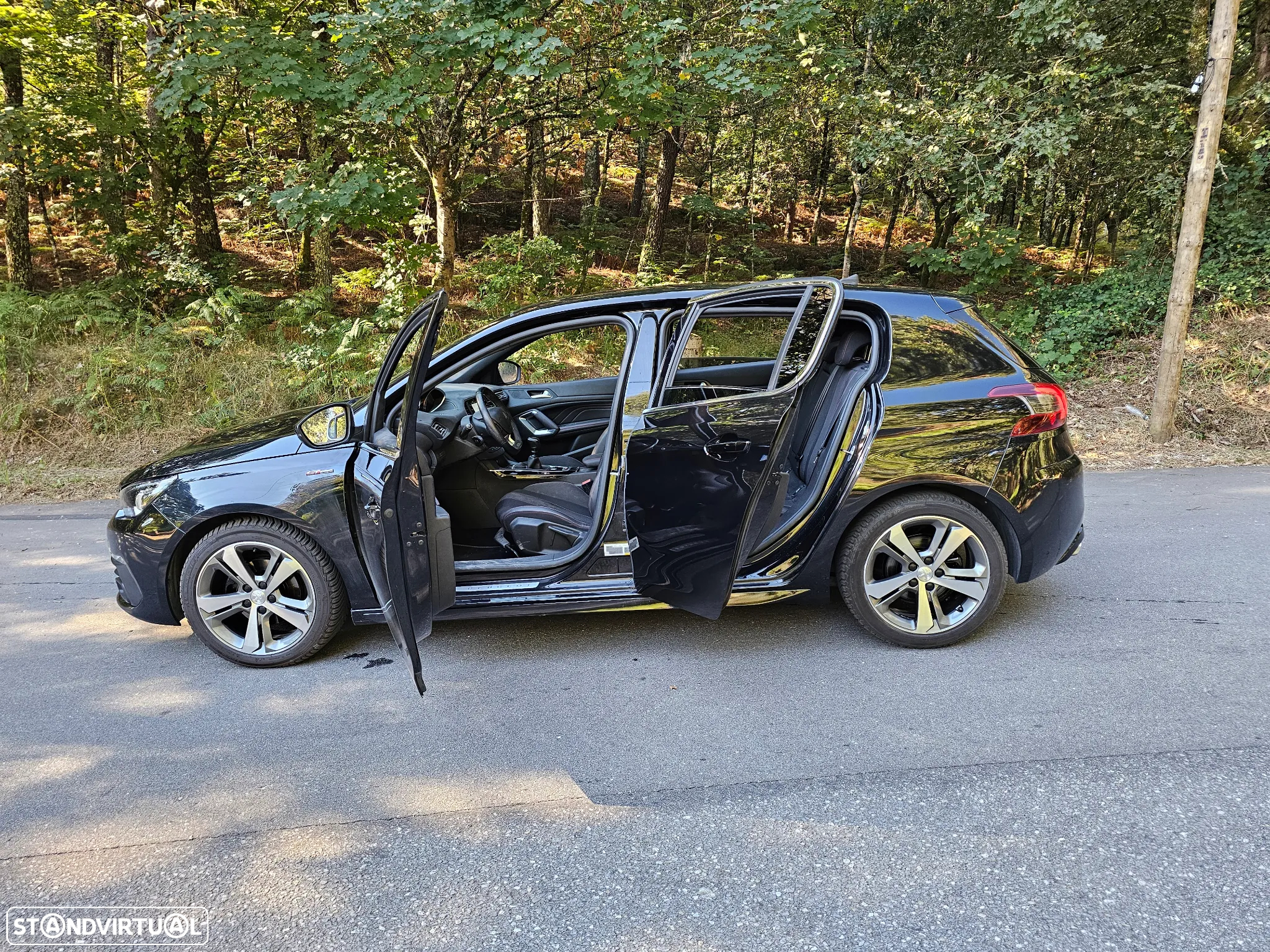 Peugeot 308 1.5 BlueHDi GT Line - 29