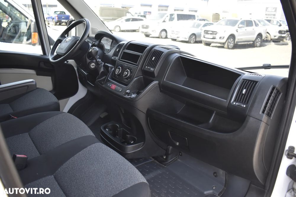 Fiat Ducato 130 Multijet L4 Box + Lift - 35