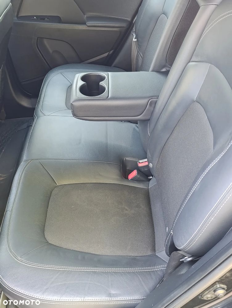 Kia Sportage 1.7 CRDI XL 2WD - 17