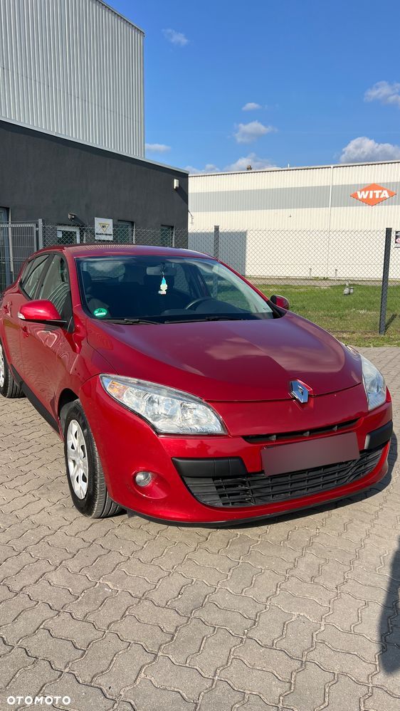 Renault Megane 1.6 16V Color Edition - 1