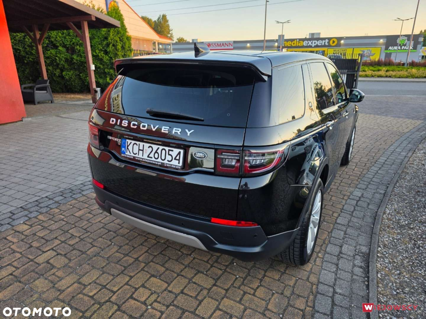 Land Rover Discovery Sport - 10