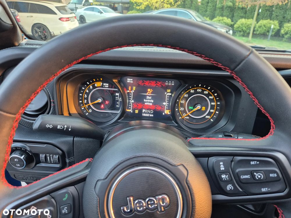 Jeep Wrangler Unlimited GME 2.0 Turbo Sahara - 29