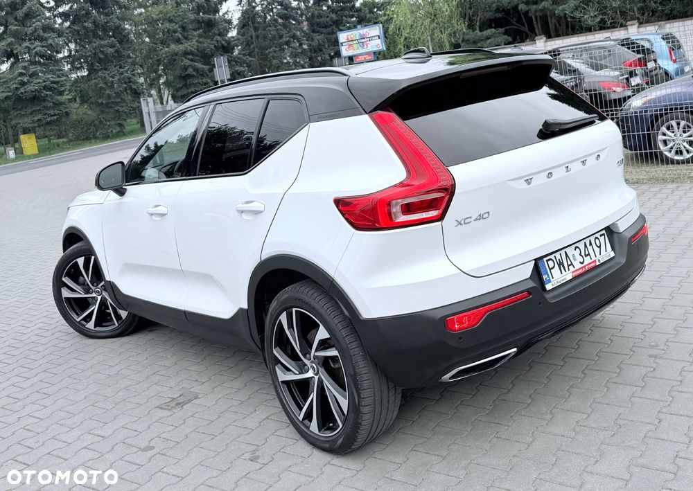 Volvo XC 40 - 32