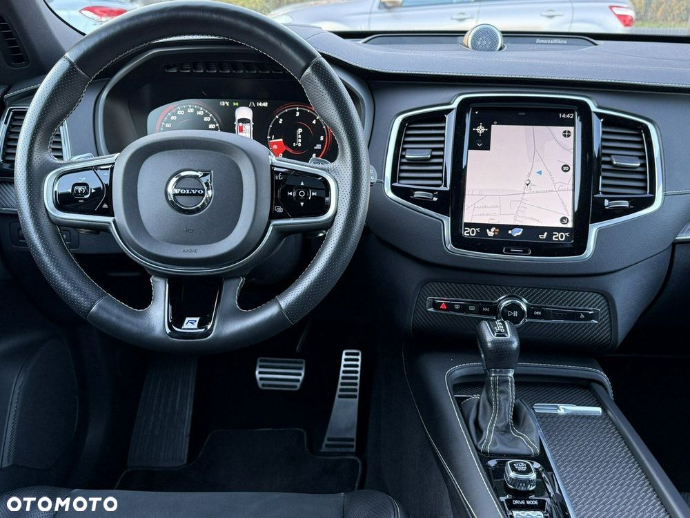 Volvo XC 90 D5 AWD R-Design 7os - 27