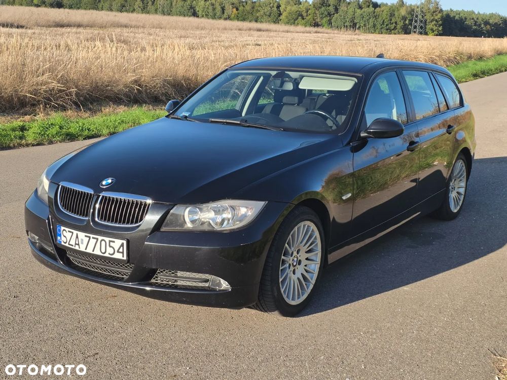 BMW Seria 3 320i - 3