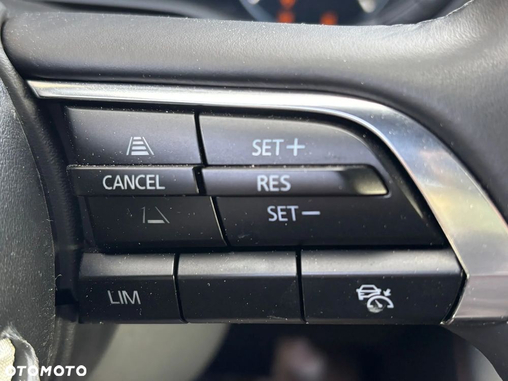 Mazda 3 e-SKYACTIV-G 122 M HYBRID DRIVE HOMURA - 22