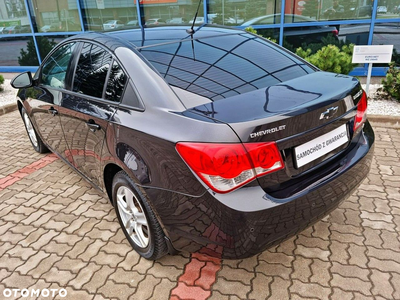 Chevrolet Cruze 1.6 LS - 18