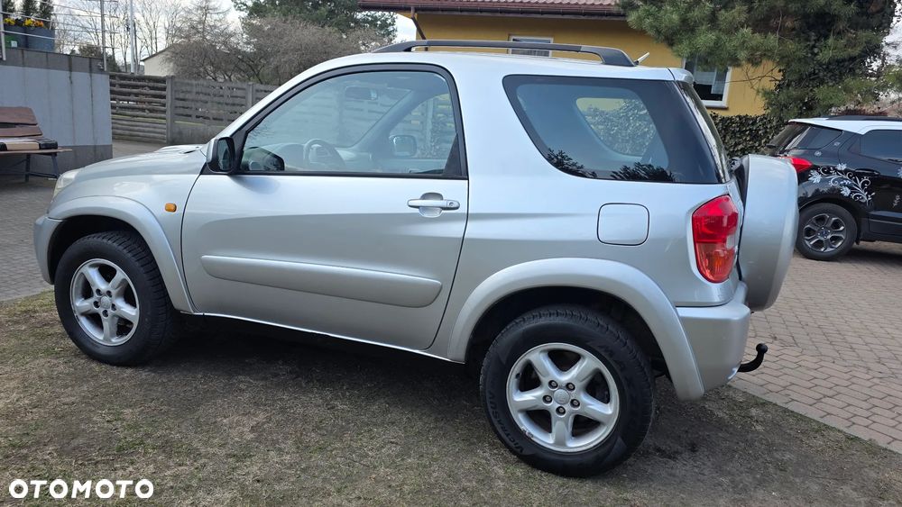 Toyota RAV4 4x4 Sol - 25
