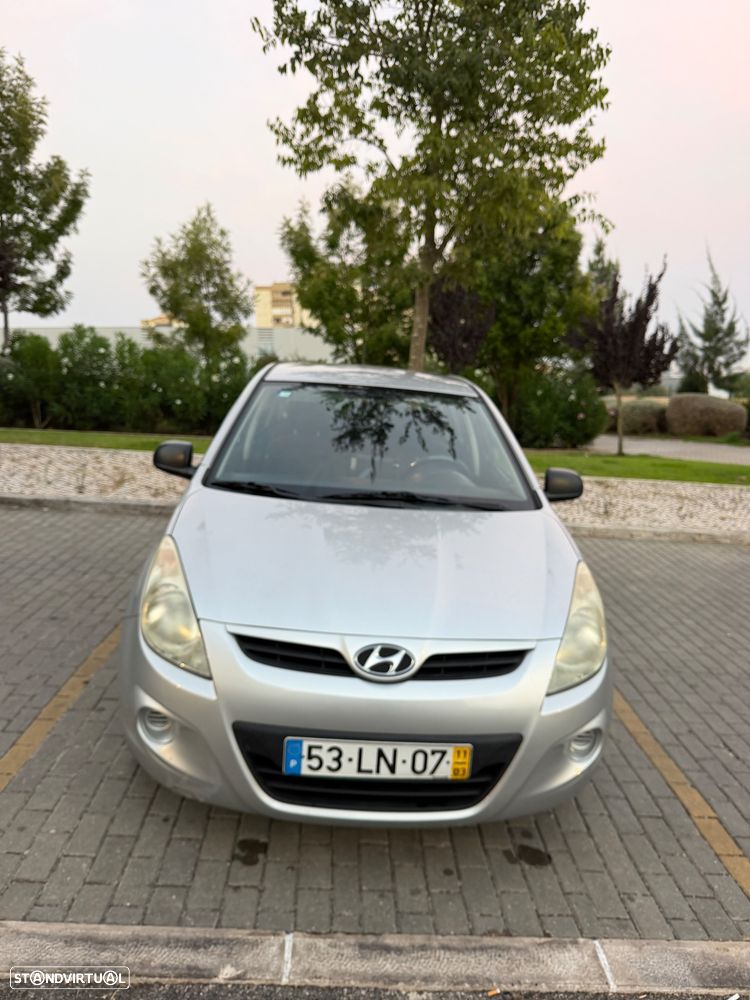 Hyundai i20 1.2 Classic ESP - 1