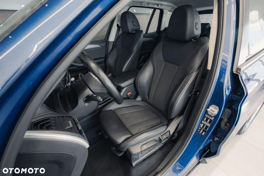 BMW X3 xDrive20d MHEV Advantage - 13