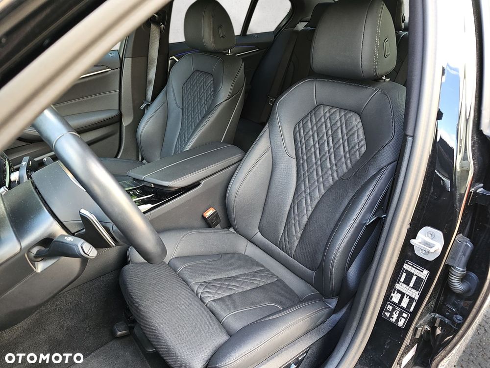 BMW Seria 5 - 13