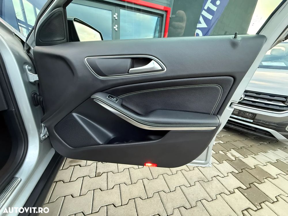 Mercedes-Benz GLA 200 AMG Line - 29