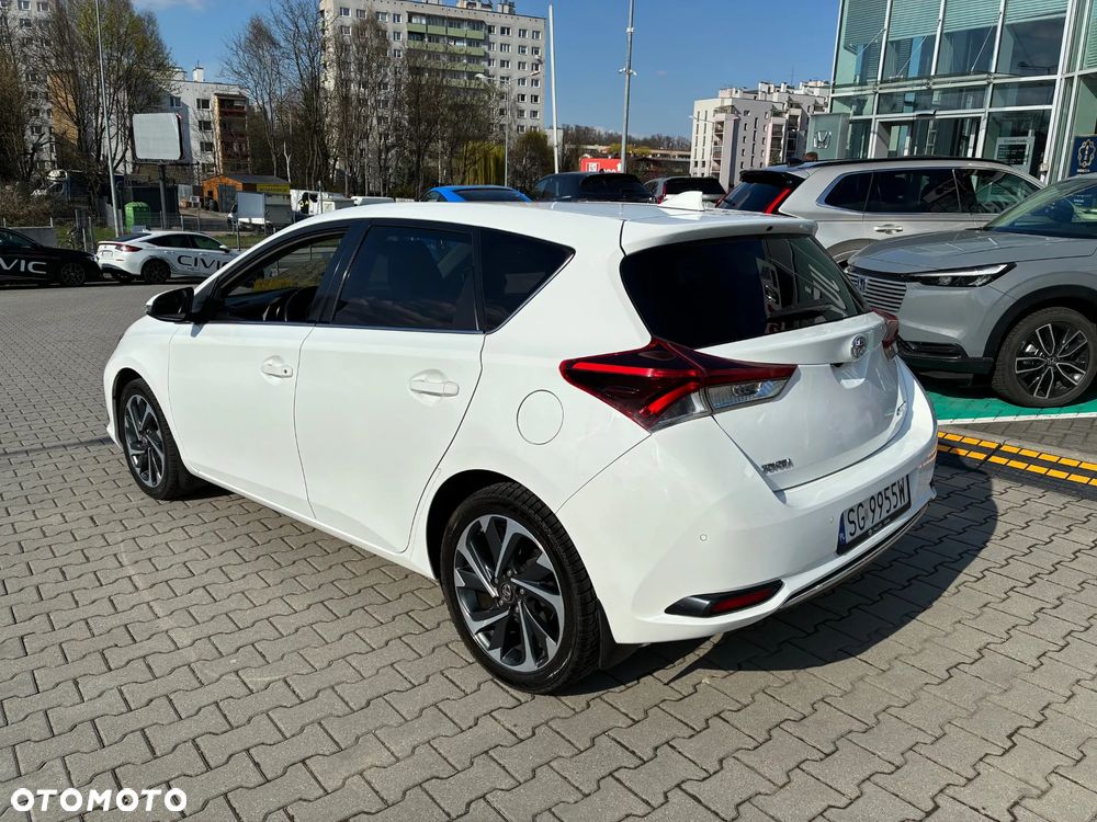 Toyota Auris 1.6 Comfort - 9