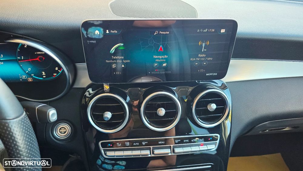 Mercedes-Benz GLC 220 d 4Matic - 23