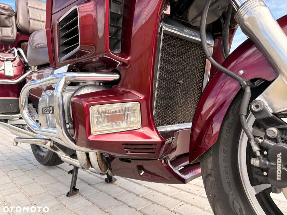 Honda GL - 18