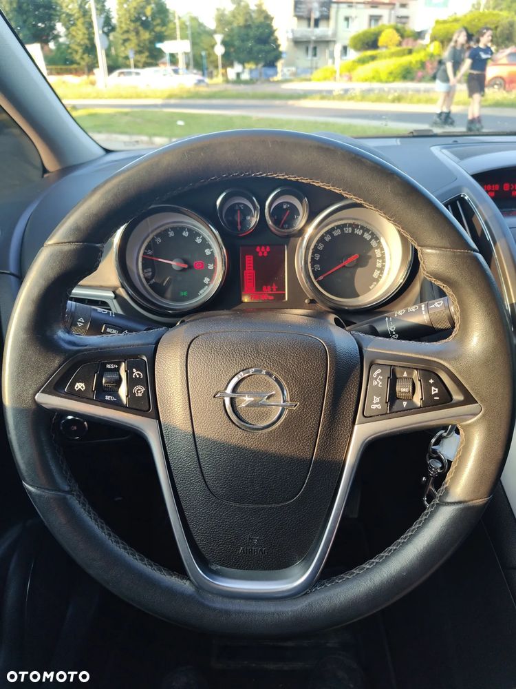 Opel Zafira 1.4 T Cosmo EcoFLEX S&S EU6 - 10