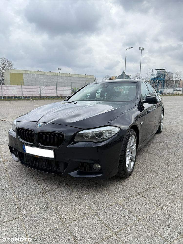 BMW Seria 5 525d xDrive - 6